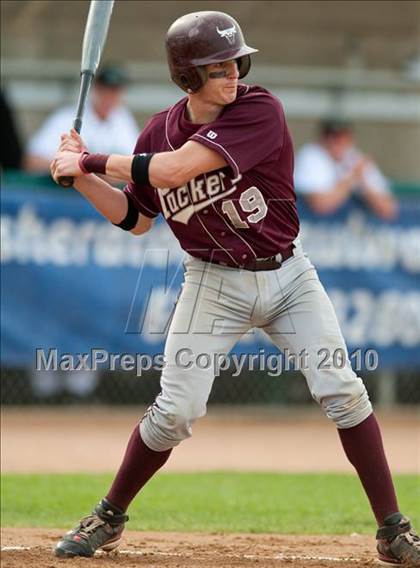 Thumbnail 1 in Hill-Murray vs. South St. Paul (Section 4AAA Playoffs) photogallery.