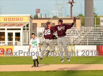 Thumbnail 2 in Hill-Murray vs. South St. Paul (Section 4AAA Playoffs) photogallery.