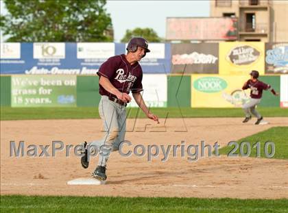 Thumbnail 3 in Hill-Murray vs. South St. Paul (Section 4AAA Playoffs) photogallery.