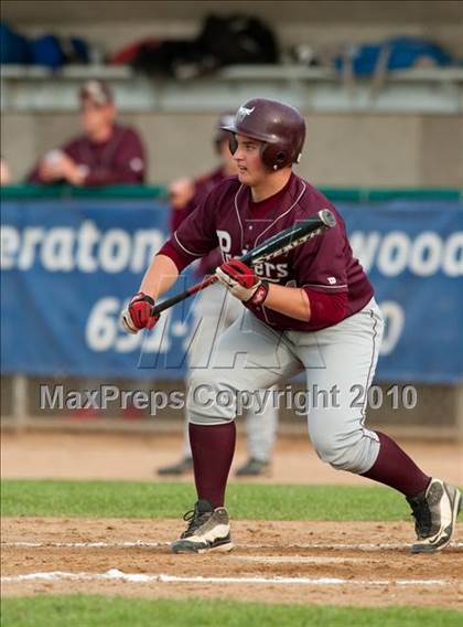 Thumbnail 1 in Hill-Murray vs. South St. Paul (Section 4AAA Playoffs) photogallery.