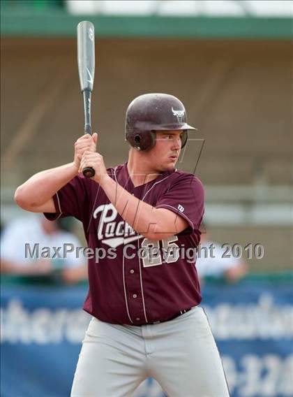 Thumbnail 2 in Hill-Murray vs. South St. Paul (Section 4AAA Playoffs) photogallery.