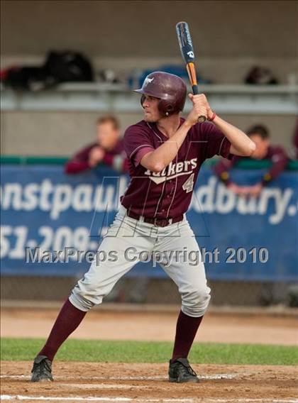 Thumbnail 3 in Hill-Murray vs. South St. Paul (Section 4AAA Playoffs) photogallery.