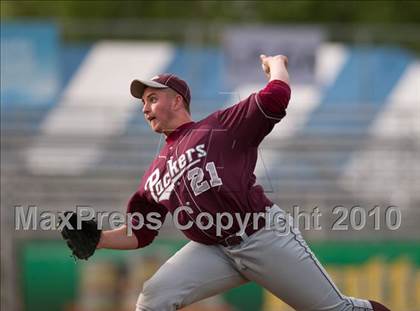 Thumbnail 2 in Hill-Murray vs. South St. Paul (Section 4AAA Playoffs) photogallery.