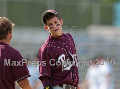 Thumbnail 2 in Hill-Murray vs. South St. Paul (Section 4AAA Playoffs) photogallery.