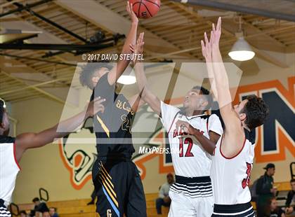 Thumbnail 1 in El Capitan vs. Fairfield (Running with the Pack) photogallery.