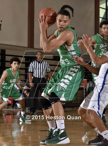 Thumbnail 2 in St. Mary's @ Orange Glen (MaxPreps Holiday Classic) photogallery.