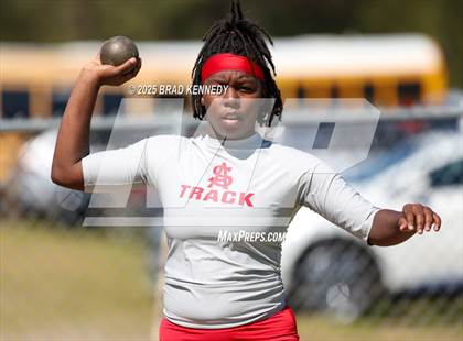 Thumbnail 2 in Mt. Enterprise Track Meet (Field Events) photogallery.