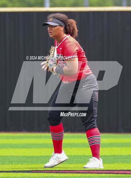 Thumbnail 1 in South Grand Prairie vs. Plano West (UIL 6A Softball Area) photogallery.
