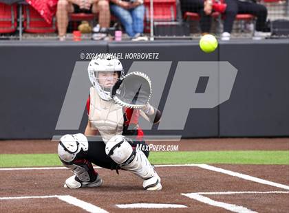 Thumbnail 2 in South Grand Prairie vs. Plano West (UIL 6A Softball Area) photogallery.
