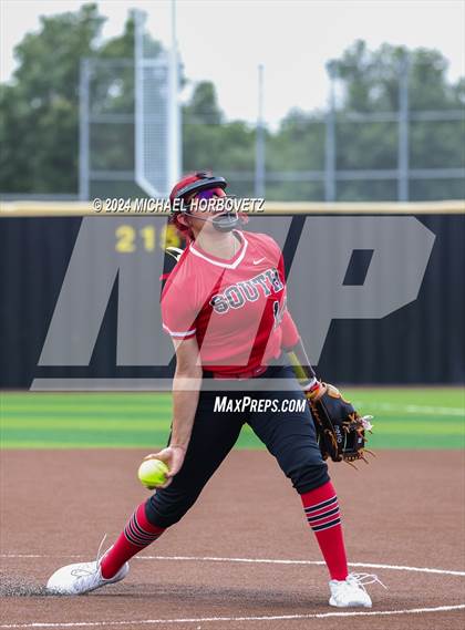 Thumbnail 3 in South Grand Prairie vs. Plano West (UIL 6A Softball Area) photogallery.