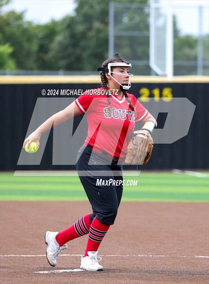Thumbnail 2 in South Grand Prairie vs. Plano West (UIL 6A Softball Area) photogallery.