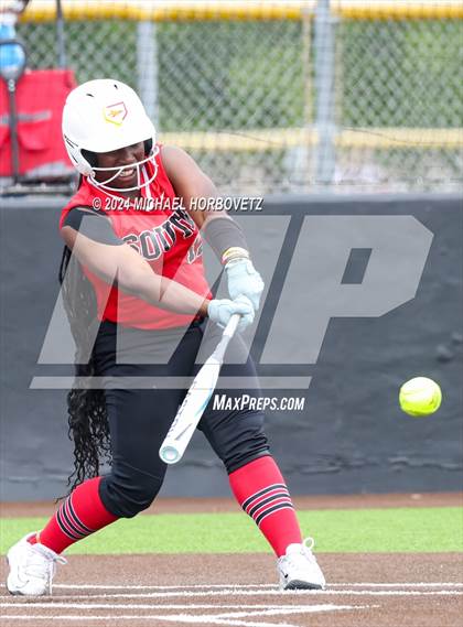 Thumbnail 3 in South Grand Prairie vs. Plano West (UIL 6A Softball Area) photogallery.