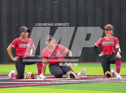 Thumbnail 3 in South Grand Prairie vs. Plano West (UIL 6A Softball Area) photogallery.