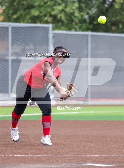 Thumbnail 3 in South Grand Prairie vs. Plano West (UIL 6A Softball Area) photogallery.