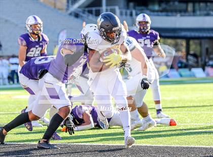 Thumbnail 2 in Christian Brothers vs. Liberty North - MSHSAA Class 6 Show-Me Bowl photogallery.