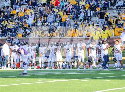 Thumbnail 2 in Christian Brothers vs. Liberty North - MSHSAA Class 6 Show-Me Bowl photogallery.
