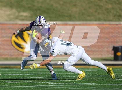 Thumbnail 2 in Christian Brothers vs. Liberty North - MSHSAA Class 6 Show-Me Bowl photogallery.