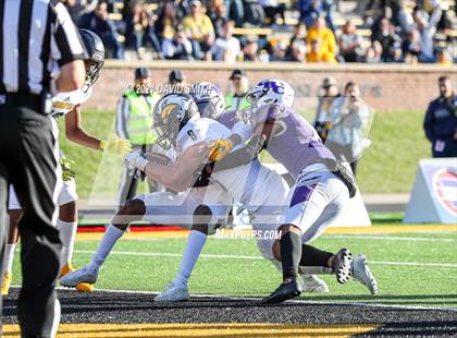 Thumbnail 1 in Christian Brothers vs. Liberty North - MSHSAA Class 6 Show-Me Bowl photogallery.