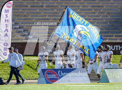 Thumbnail 1 in Christian Brothers vs. Liberty North - MSHSAA Class 6 Show-Me Bowl photogallery.