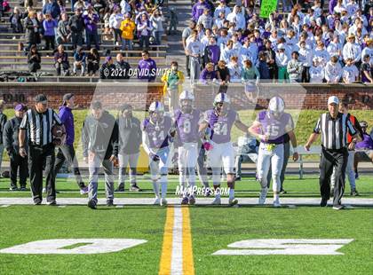 Thumbnail 2 in Christian Brothers vs. Liberty North - MSHSAA Class 6 Show-Me Bowl photogallery.