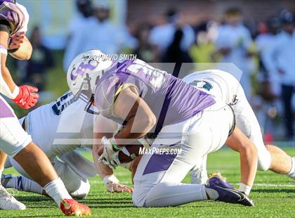 Thumbnail 2 in Christian Brothers vs. Liberty North - MSHSAA Class 6 Show-Me Bowl photogallery.