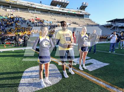 Thumbnail 1 in Christian Brothers vs. Liberty North - MSHSAA Class 6 Show-Me Bowl photogallery.