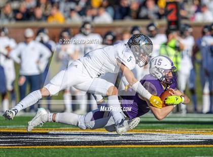 Thumbnail 2 in Christian Brothers vs. Liberty North - MSHSAA Class 6 Show-Me Bowl photogallery.