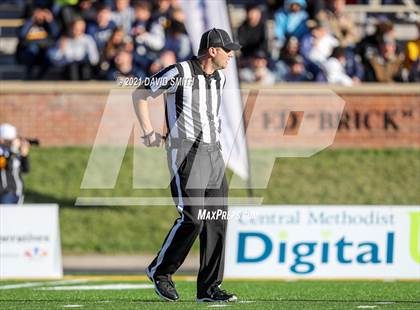 Thumbnail 3 in Christian Brothers vs. Liberty North - MSHSAA Class 6 Show-Me Bowl photogallery.