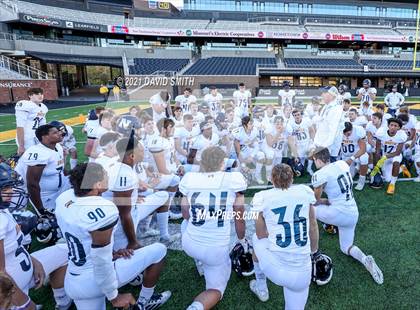 Thumbnail 2 in Christian Brothers vs. Liberty North - MSHSAA Class 6 Show-Me Bowl photogallery.