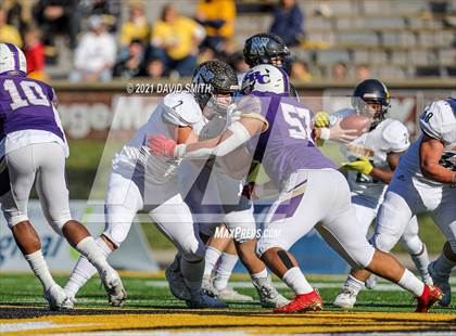 Thumbnail 1 in Christian Brothers vs. Liberty North - MSHSAA Class 6 Show-Me Bowl photogallery.