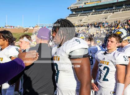 Thumbnail 2 in Christian Brothers vs. Liberty North - MSHSAA Class 6 Show-Me Bowl photogallery.