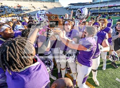 Thumbnail 1 in Christian Brothers vs. Liberty North - MSHSAA Class 6 Show-Me Bowl photogallery.