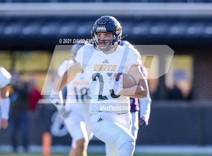 Thumbnail 3 in Christian Brothers vs. Liberty North - MSHSAA Class 6 Show-Me Bowl photogallery.