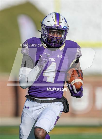 Thumbnail 1 in Christian Brothers vs. Liberty North - MSHSAA Class 6 Show-Me Bowl photogallery.