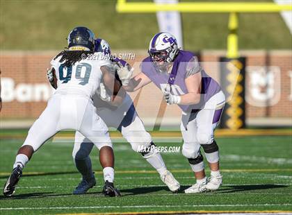 Thumbnail 3 in Christian Brothers vs. Liberty North - MSHSAA Class 6 Show-Me Bowl photogallery.