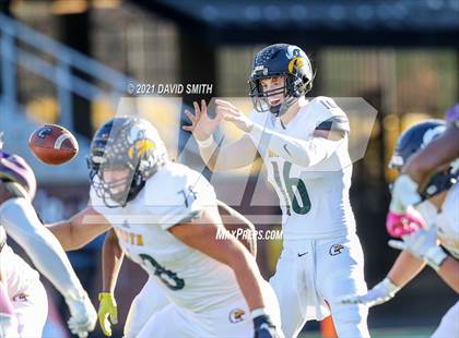 Thumbnail 3 in Christian Brothers vs. Liberty North - MSHSAA Class 6 Show-Me Bowl photogallery.