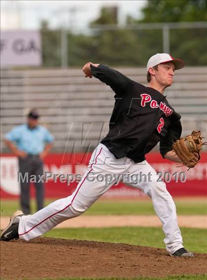 Thumbnail 1 in Stillwater vs. Cretin-Derham Hall (Section 4AAA Playoffs) photogallery.