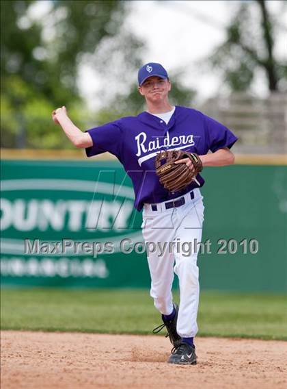 Thumbnail 3 in Stillwater vs. Cretin-Derham Hall (Section 4AAA Playoffs) photogallery.