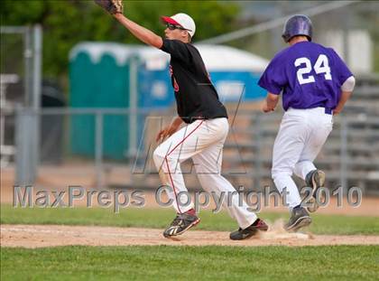 Thumbnail 1 in Stillwater vs. Cretin-Derham Hall (Section 4AAA Playoffs) photogallery.
