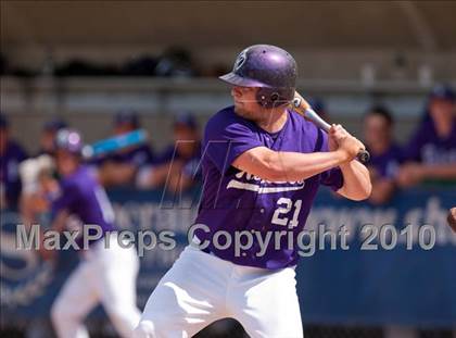 Thumbnail 2 in Stillwater vs. Cretin-Derham Hall (Section 4AAA Playoffs) photogallery.