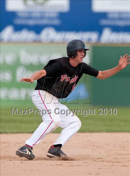 Thumbnail 2 in Stillwater vs. Cretin-Derham Hall (Section 4AAA Playoffs) photogallery.