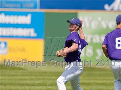 Thumbnail 1 in Stillwater vs. Cretin-Derham Hall (Section 4AAA Playoffs) photogallery.