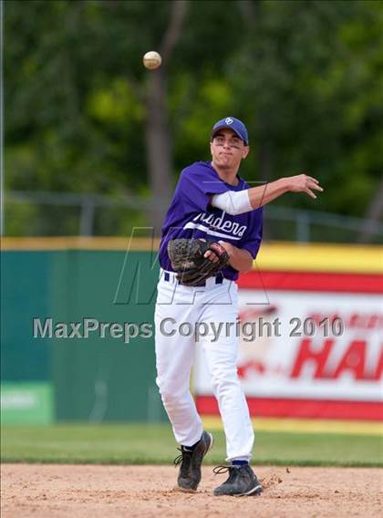 Thumbnail 2 in Stillwater vs. Cretin-Derham Hall (Section 4AAA Playoffs) photogallery.