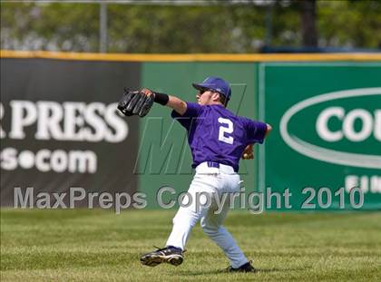 Thumbnail 1 in Stillwater vs. Cretin-Derham Hall (Section 4AAA Playoffs) photogallery.