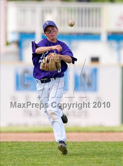 Thumbnail 3 in Stillwater vs. Cretin-Derham Hall (Section 4AAA Playoffs) photogallery.