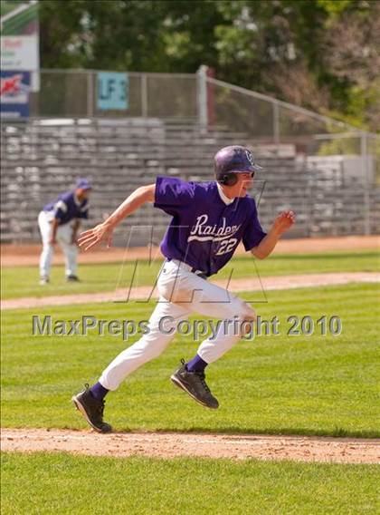 Thumbnail 2 in Stillwater vs. Cretin-Derham Hall (Section 4AAA Playoffs) photogallery.