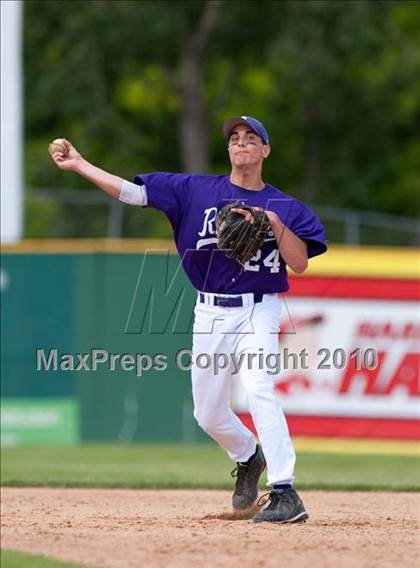 Thumbnail 1 in Stillwater vs. Cretin-Derham Hall (Section 4AAA Playoffs) photogallery.