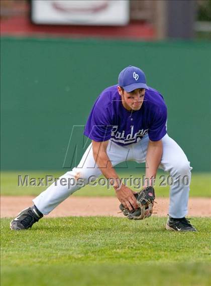 Thumbnail 1 in Stillwater vs. Cretin-Derham Hall (Section 4AAA Playoffs) photogallery.