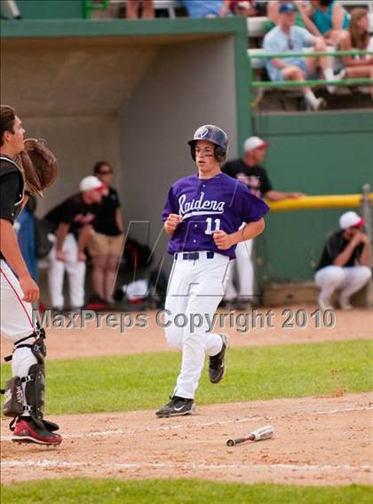 Thumbnail 1 in Stillwater vs. Cretin-Derham Hall (Section 4AAA Playoffs) photogallery.