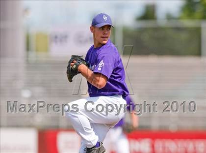 Thumbnail 1 in Stillwater vs. Cretin-Derham Hall (Section 4AAA Playoffs) photogallery.